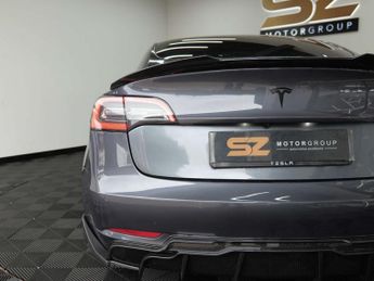 Tesla Model 3 Model 3 Long Range AWD 4WD 4dr
