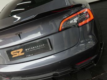 Tesla Model 3 Model 3 Long Range AWD 4WD 4dr