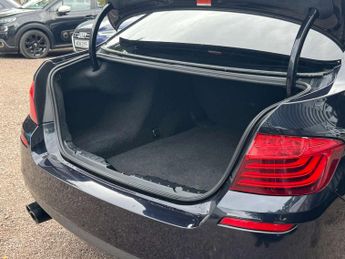 BMW 5 SERIES 2.0 520d M Sport Auto 4dr