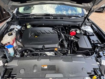 FORD MONDEO 1.5 Mondeo Titanium Auto 5dr