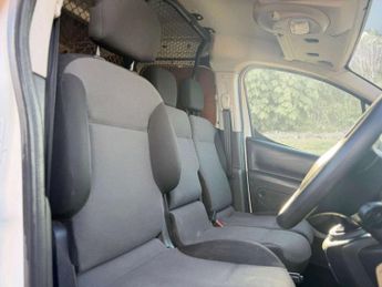 Peugeot Partner 1.6 BlueHDi 854 Professional Panel Van 5dr Diesel Manual L1 (112