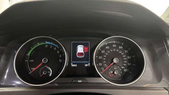 VOLKSWAGEN GOLF e-Golf 5dr