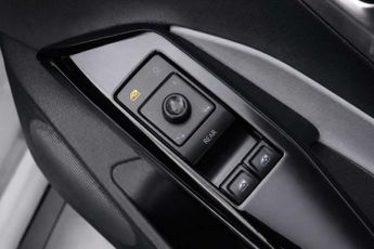 VOLKSWAGEN ID.3 Pro Performance 58kWh Family Hatchback 5dr Electric Auto (204 ps