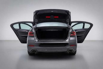 BMW 5 SERIES 2.0 530e 12kWh M Sport Saloon 4dr Petrol Plug-in Hybrid Steptron