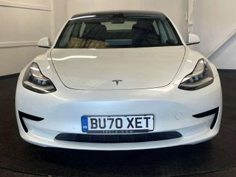 TESLA MODEL 3 Model 3 Standard Range + 4dr