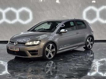 Volkswagen Golf R DSG