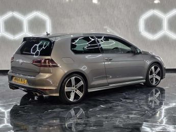 Volkswagen Golf R DSG