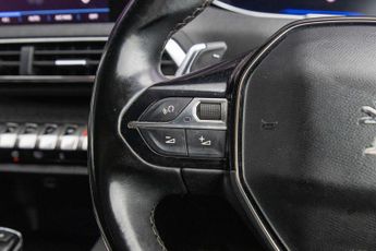 PEUGEOT 5008 1.2 PureTech Allure SUV 5dr Petrol EAT Euro 6 (s/s) (130 ps)