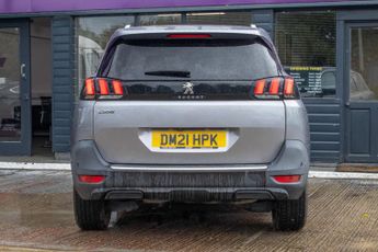 PEUGEOT 5008 1.2 PureTech Allure SUV 5dr Petrol EAT Euro 6 (s/s) (130 ps)