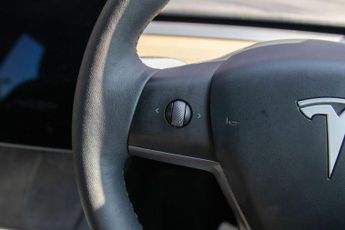 TESLA MODEL 3 (Dual Motor) Long Range Saloon 4dr Electric Auto 4WDE (346 ps)