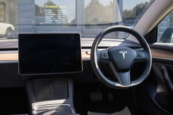 TESLA MODEL 3 (Dual Motor) Long Range Saloon 4dr Electric Auto 4WDE (346 ps)