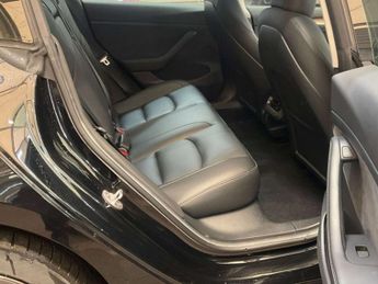 TESLA MODEL 3 (Dual Motor) Long Range Saloon 4dr Electric Auto 4WDE (346 ps)