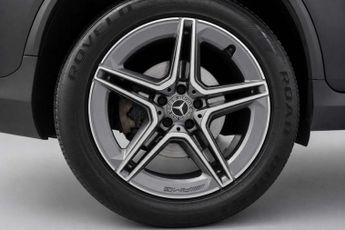 MERCEDES-BENZ GLC 2.0 GLC300h MHEV AMG Line Coupe 5dr Petrol Hybrid G-Tronic+ 4MAT