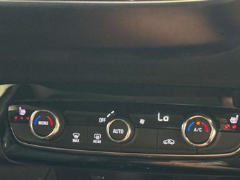 Vauxhall CORSA Corsa E Elite Premium 5dr