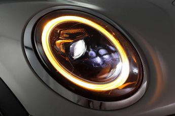MINI Electric Hatch Cooper SE 32.6kWh Level 1 Hatchback 3dr Electric Auto (184 ps)
