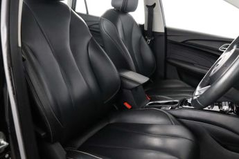 MG MG5 61.1kWh Exclusive Long Range Estate 5dr Electric Auto (156 ps)