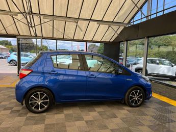 TOYOTA YARIS 1.5 Yaris Icon Tech VVT-i HEV CVT 5dr