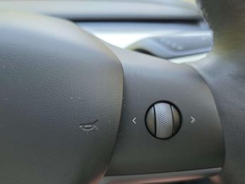 TESLA MODEL Y ModeL Y Long Range AWD 4WD 5dr