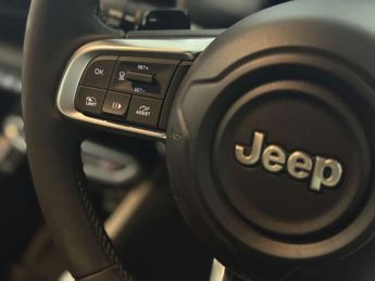 JEEP AVENGER 1.2 Avenger Summit MHEV S-A 5dr