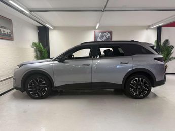 PEUGEOT 5008 1.2 5008 Allure MHEV Auto 5dr