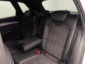 Audi Q5 2.0 Q5 S Line TDI Quattro Semi-Auto 4WD 5dr
