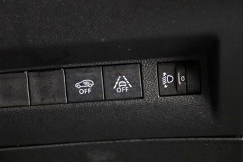 Peugeot E-2008 50kWh Allure Premium + SUV 5dr Electric Auto (7kW Charger) (136 