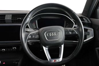 Audi Q3 1.5 TFSI CoD 35 S line SUV 5dr Petrol S Tronic Euro 6 (s/s) (150