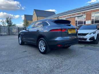 Jaguar F-PACE 2.0 D180 Portfolio SUV 5dr Diesel Auto AWD Euro 6 (s/s) (180 ps)