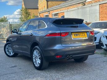 Jaguar F-PACE 2.0 D180 Portfolio SUV 5dr Diesel Auto AWD Euro 6 (s/s) (180 ps)