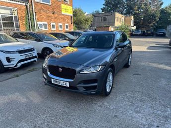 Jaguar F-PACE 2.0 D180 Portfolio SUV 5dr Diesel Auto AWD Euro 6 (s/s) (180 ps)