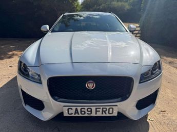 JAGUAR XF 2.0 XF Chequered Flag Auto 5dr