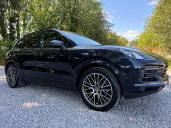 Porsche Cayenne 3.0 Cayenne V6 Platinum Edition A 4WD 5dr