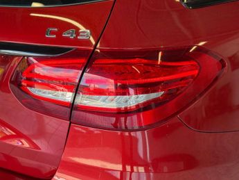 Mercedes-Benz C-CLASS 3.0 AMG C 43 Premium 4Matic Auto 4WD 5dr