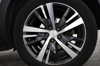 Peugeot 5008 1.2 PureTech Allure Premium + SUV 5dr Petrol EAT Euro 6 (s/s) (1