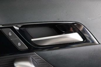 MG MG4 64kWh SE Long Range Hatchback 5dr Electric Auto (203 ps)