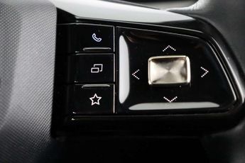 MG MG4 64kWh SE Long Range Hatchback 5dr Electric Auto (203 ps)