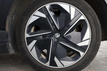 MG MG4 64kWh SE Long Range Hatchback 5dr Electric Auto (203 ps)