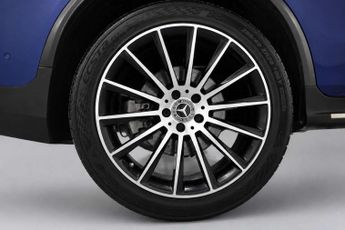 MERCEDES-BENZ GLC 2.0 GLC250 AMG Line (Premium) Coupe 5dr Petrol G-Tronic+ 4MATIC 