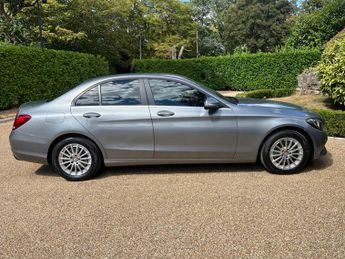 Mercedes-Benz C-CLASS 2.0 C200 SE Executive Auto 4dr