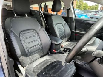 FORD FOCUS 1.0 Focus Active X MHEV Auto 5dr