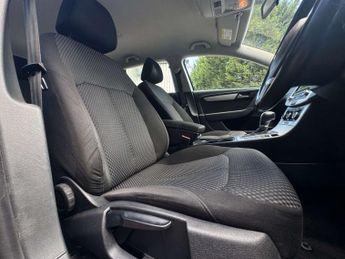 VOLKSWAGEN PASSAT 2.0 Passat S BlueMotion Technology TDI Semi-Auto 5dr
