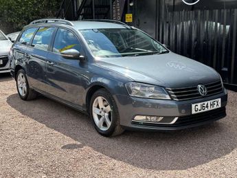 VOLKSWAGEN PASSAT 2.0 Passat S BlueMotion Technology TDI Semi-Auto 5dr