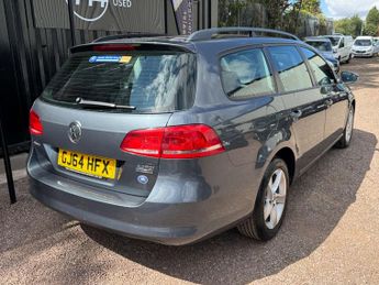 VOLKSWAGEN PASSAT 2.0 Passat S BlueMotion Technology TDI Semi-Auto 5dr