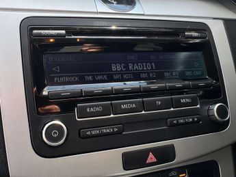 VOLKSWAGEN PASSAT 2.0 Passat S BlueMotion Technology TDI Semi-Auto 5dr