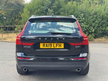Volvo XC60 2.0 D4 Momentum SUV 5dr Diesel Auto AWD Euro 6 (s/s) (190 ps)
