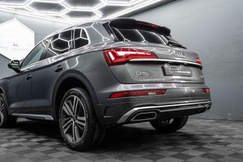 AUDI Q5 2.0 Q5 S Line 40 TDI MHEV Quattro Semi-Auto 4WD 5dr