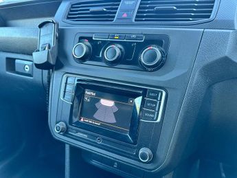 VOLKSWAGEN CADDY MAXI 2.0 TDI C20 BlueMotion Tech Startline Panel Van 6dr Diesel Manua