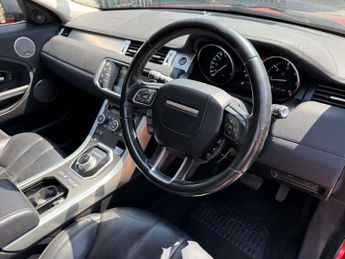 Land Rover RANGE ROVER EVOQUE 2.2 Range Rover Evoque Pure SD4 Auto 4WD 5dr