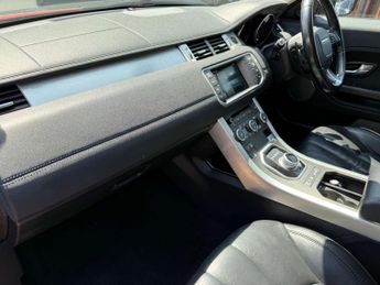Land Rover RANGE ROVER EVOQUE 2.2 Range Rover Evoque Pure SD4 Auto 4WD 5dr