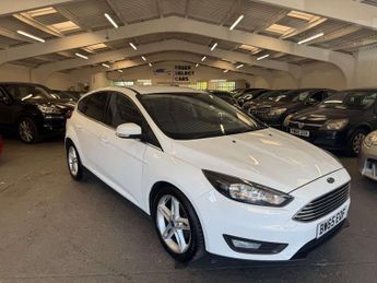 Ford Focus 1.0T EcoBoost Zetec Hatchback 5dr Petrol Manual Euro 6 (s/s) (12